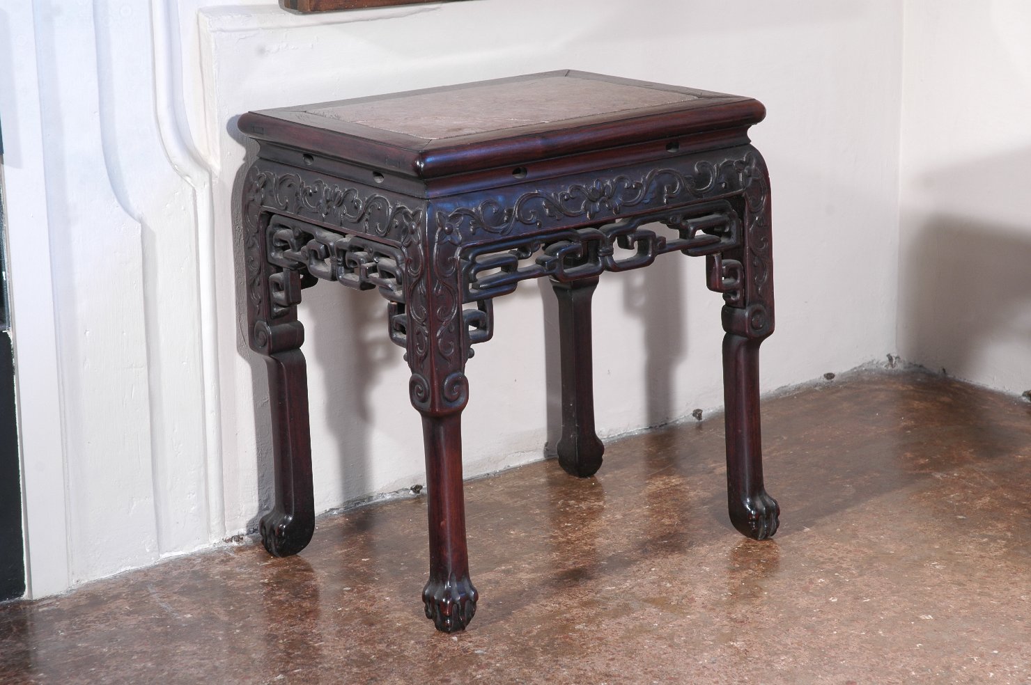 tavolino, opera isolata - ambito cinese (secc. XVII/ XIX)