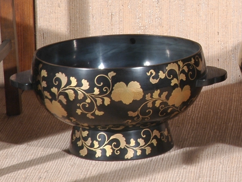 bacinella, opera isolata - ambito giapponese (secc. XVII/ XIX)