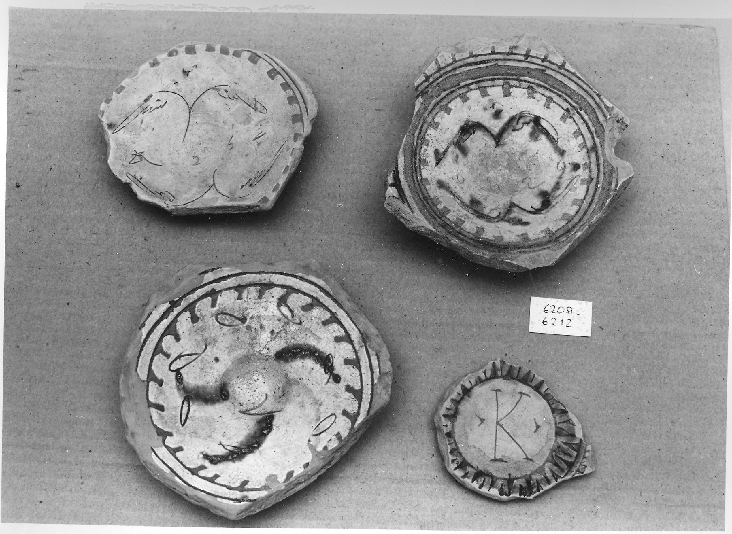 piatto, frammento - ambito veneto (fine sec. XVI)