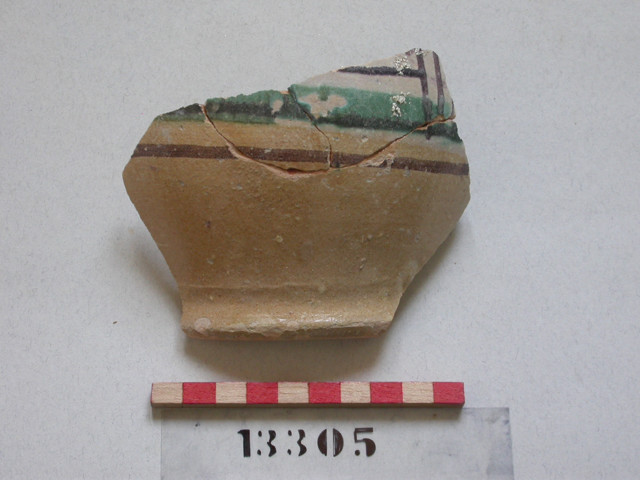 motivi decorativi geometrici (boccale, frammento) - ambito veneziano (sec. XIV)