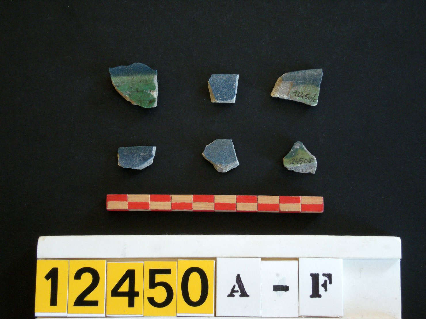 piatto, frammento - produzione sirio-egiziana (secc. XII/ XIII)