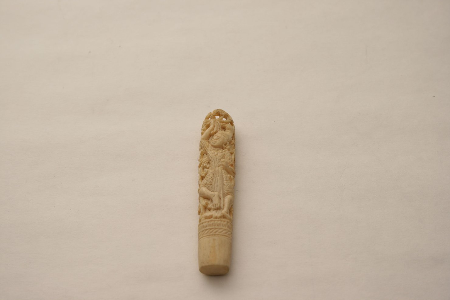 guerriero e yaksa (impugnatura, opera isolata) - ambito birmano (prima metà sec. XIX)