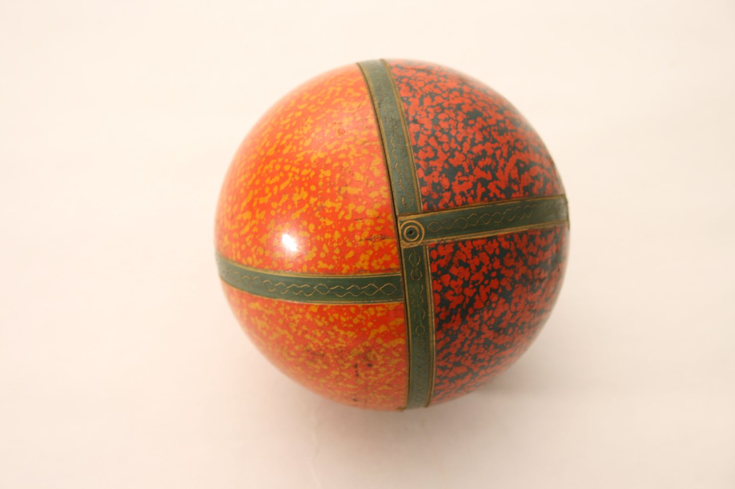 sfera (giocattolo, opera isolata) - ambito indonesiano (?) (metà sec. XIX)