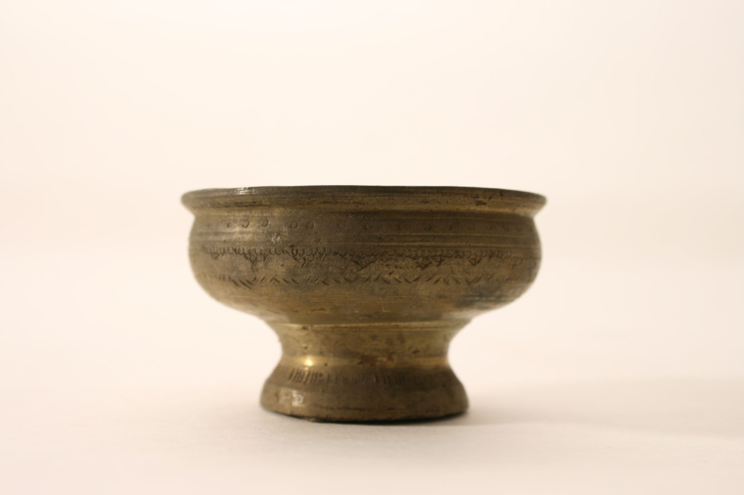 coppetta, opera isolata - ambito cinese (?) (inizio sec. XIX)