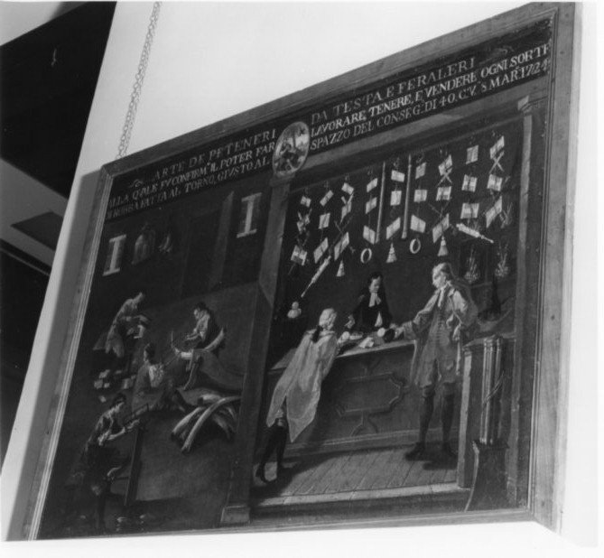 insegna dell'arte dei petteneri, insegna di un'arte (dipinto, opera isolata) - ambito veneto (primo quarto sec. XVIII)