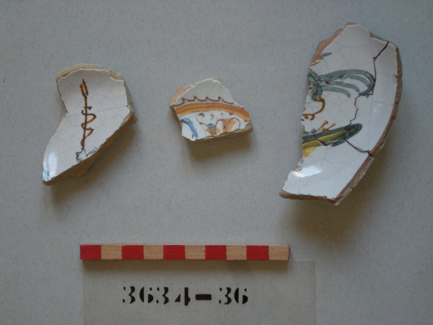 putto (scodella, frammento) - ambito faentino (seconda metà sec. XVI)