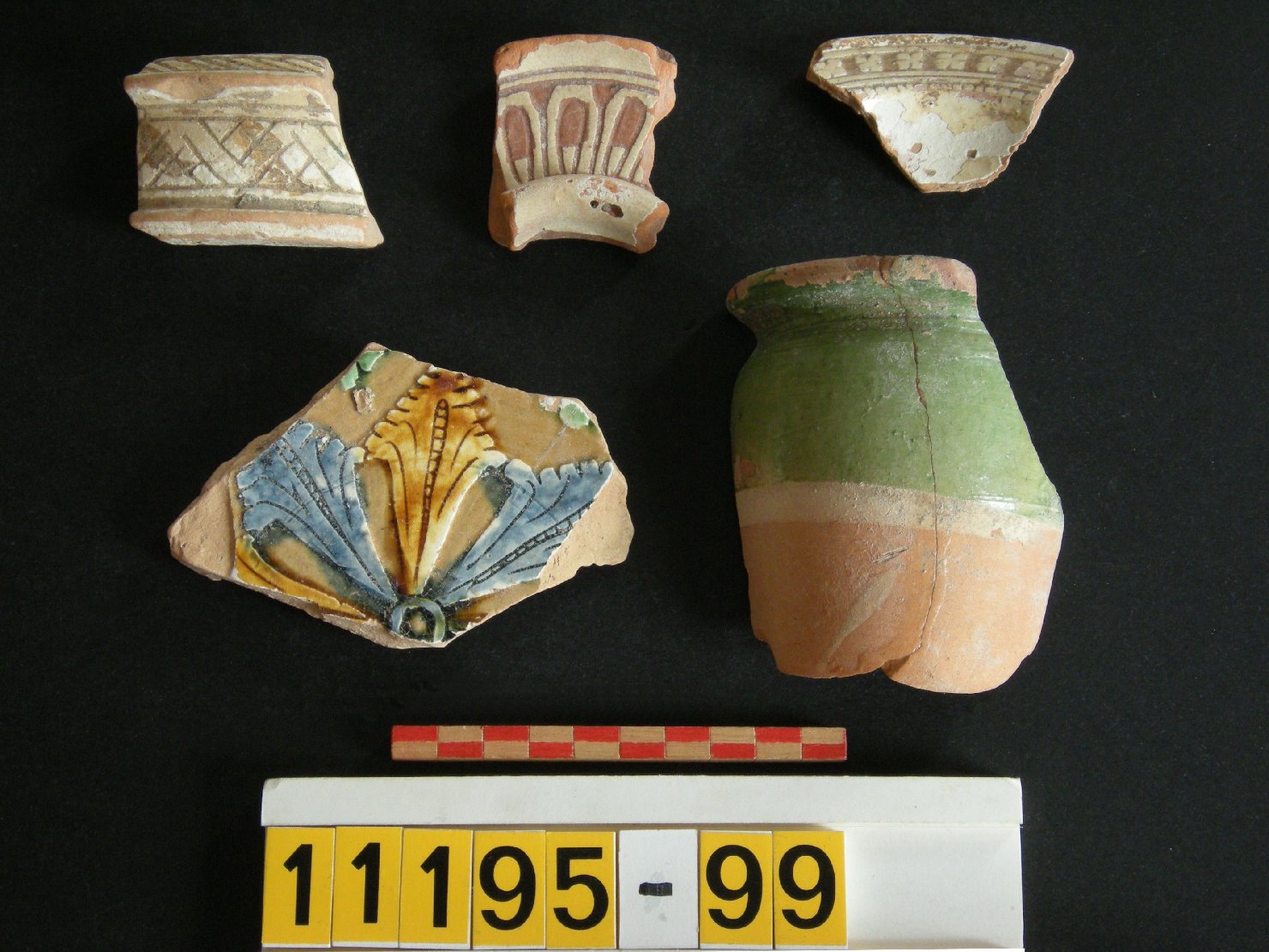 albarello, frammento - ambito veneziano (secc. XVI/ XVII)