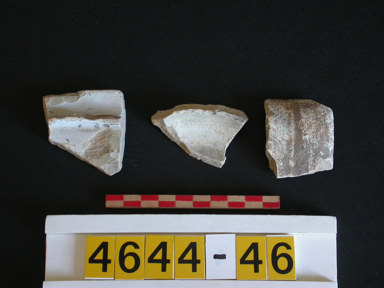 salsiera, frammento - ambito spagnolo (sec. XIV)