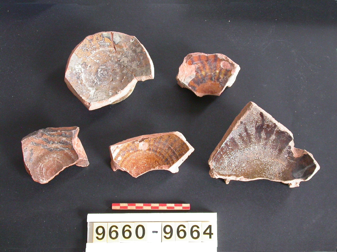 bacino, frammento - ambito veneziano (secc. XIII/ XIV)