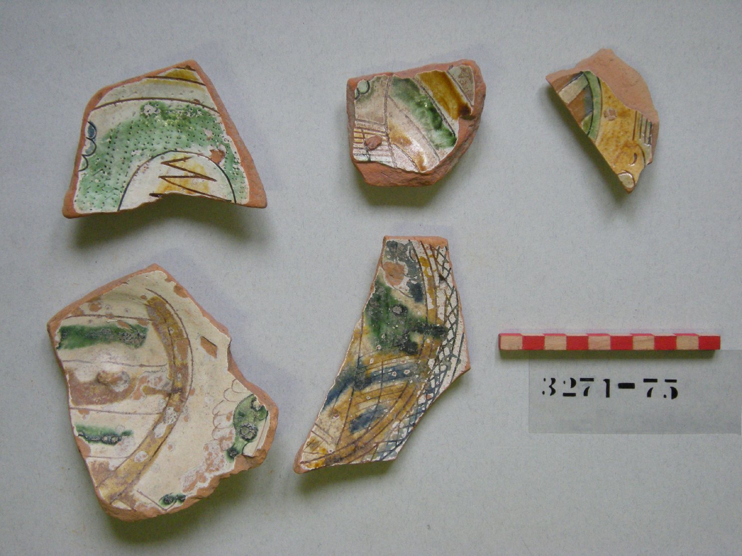 stemma (piatto, frammento) - ambito veneziano (sec. XVI)