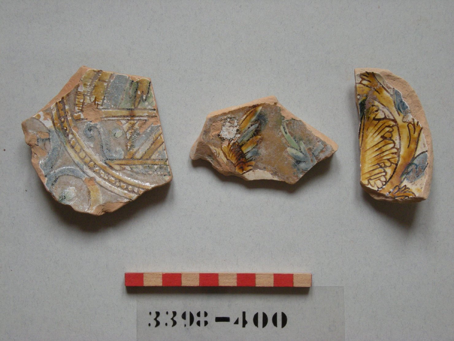 motivo decorativo zoomorfo (piatto, frammento) - ambito veneziano (secc. XVI/ XVII)