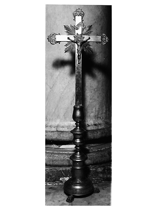croce d'altare - ambito Italia meridionale (primo quarto sec. XX)