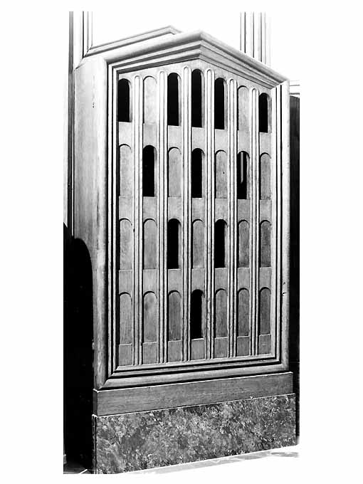 copritermosifone, opera isolata di Cambellotti Duilio (sec. XX)