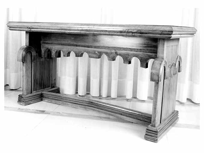 tavolo, opera isolata di Cambellotti Duilio, Ditta Di Pretorio & Masini (sec. XX)