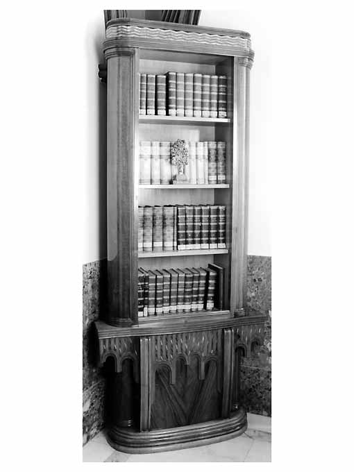 libreria, opera isolata di Cambellotti Duilio, Ditta Di Pretorio & Masini (sec. XX)