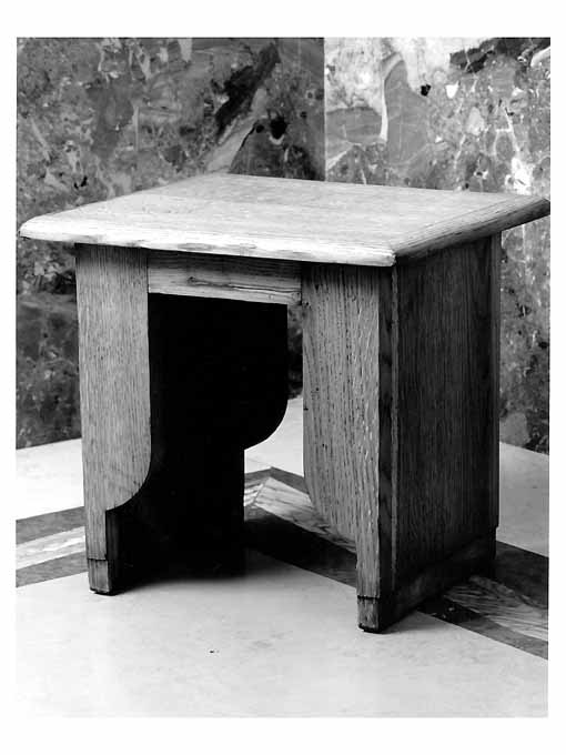 sgabello, serie di Cambellotti Duilio (sec. XX)