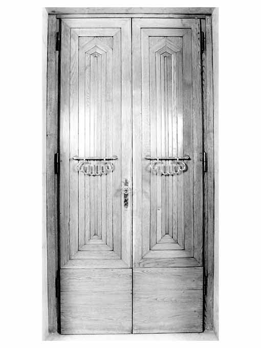 porta - a due battenti, serie di Cambellotti Duilio, Stabilimento Vittorio Miconi (sec. XX)