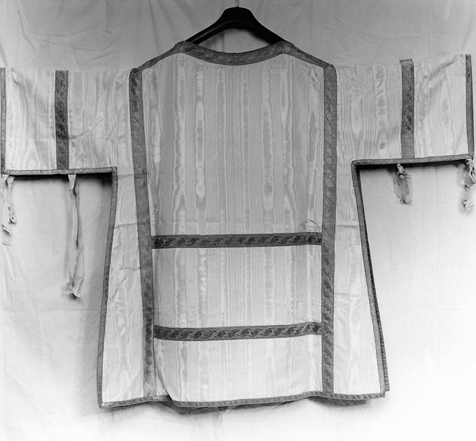 tunicella, elemento d'insieme - manifattura Italia meridionale (seconda metà sec. XIX)