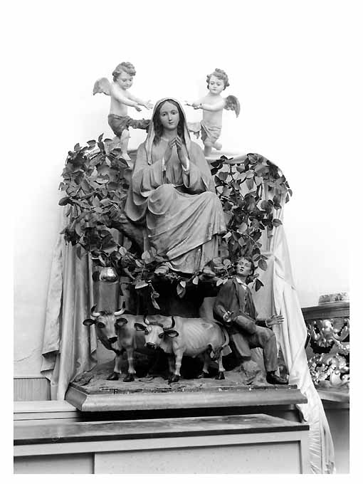 Madonna incoronata (gruppo scultoreo, opera isolata) - manifattura leccese (secc. XIX/ XX)