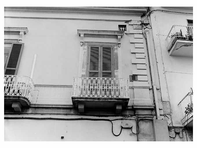 mostra di finestra, serie - ambito pugliese (seconda metà sec. XIX)