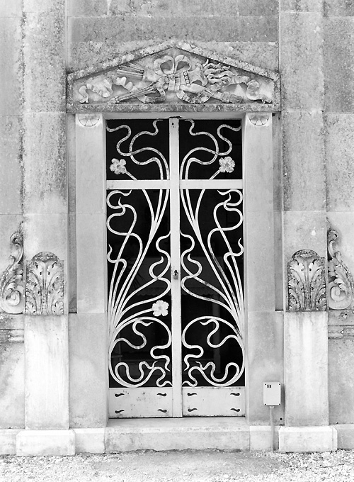 portale, opera isolata - ambito Italia meridionale (sec. XX)