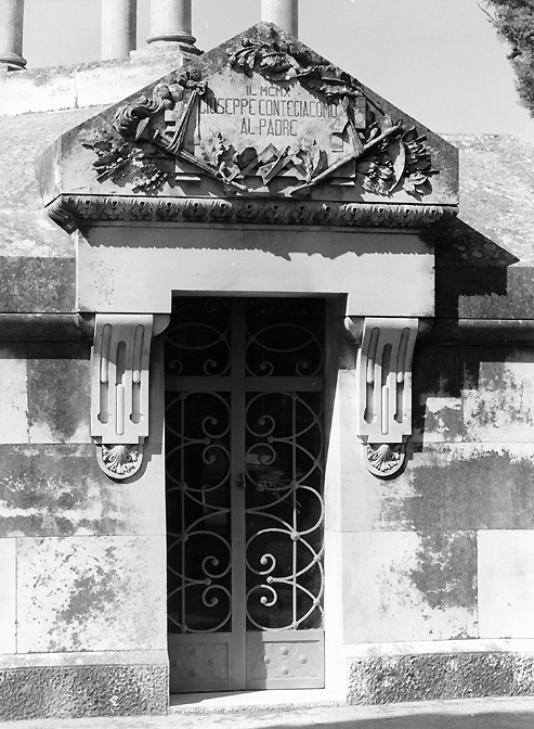 portale, opera isolata - ambito Italia meridionale (sec. XX)