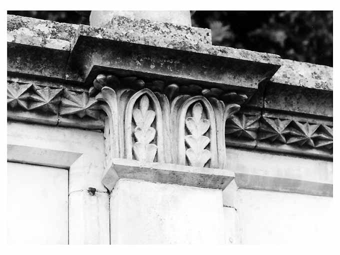 capitello di parasta, opera isolata - ambito Italia meridionale (inizio sec. XX)