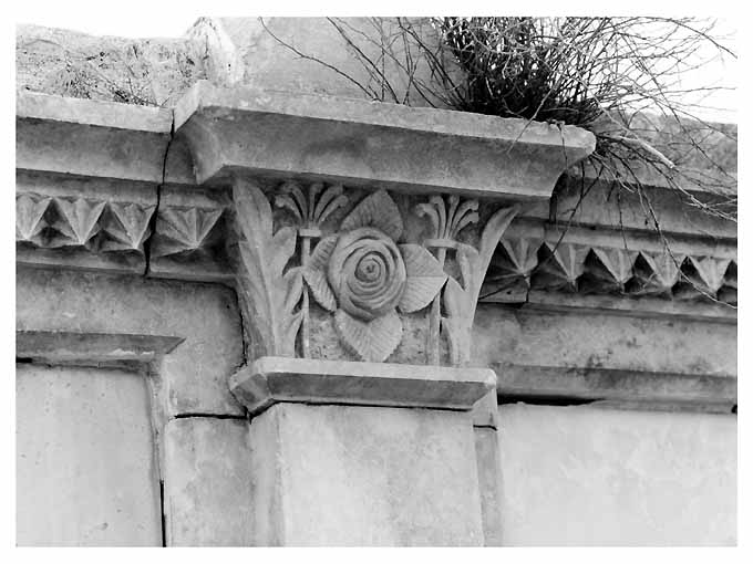 capitello di parasta, opera isolata - ambito Italia meridionale (inizio sec. XX)