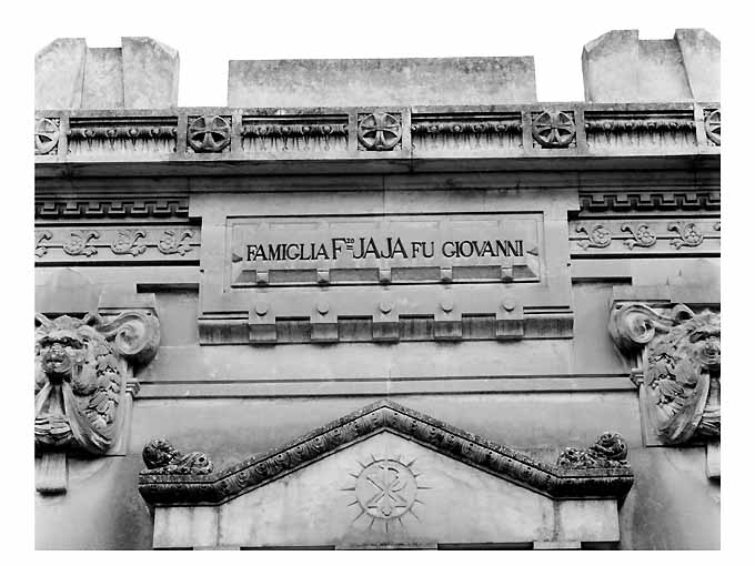 lapide, opera isolata di Jaia Florenzo - ambito Italia meridionale (sec. XX)