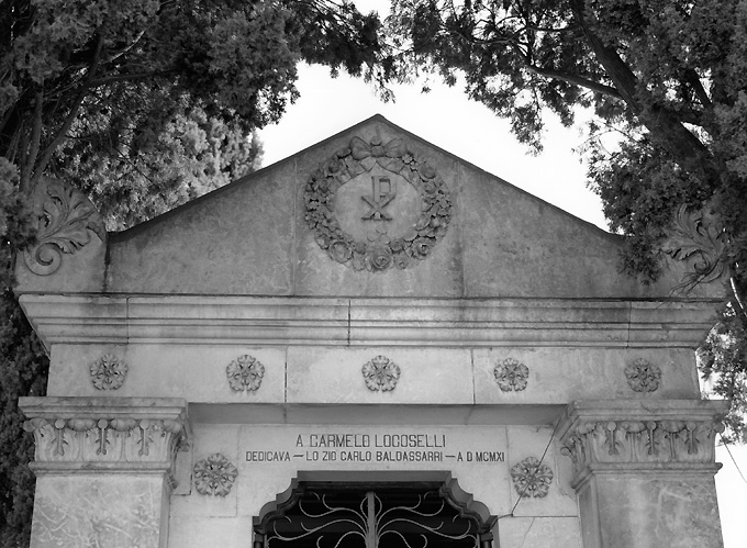 decorazione plastica, complesso decorativo - ambito Italia meridionale (sec. XX)