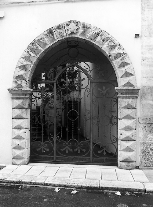 portale - ambito pugliese (seconda metà sec. XVIII)