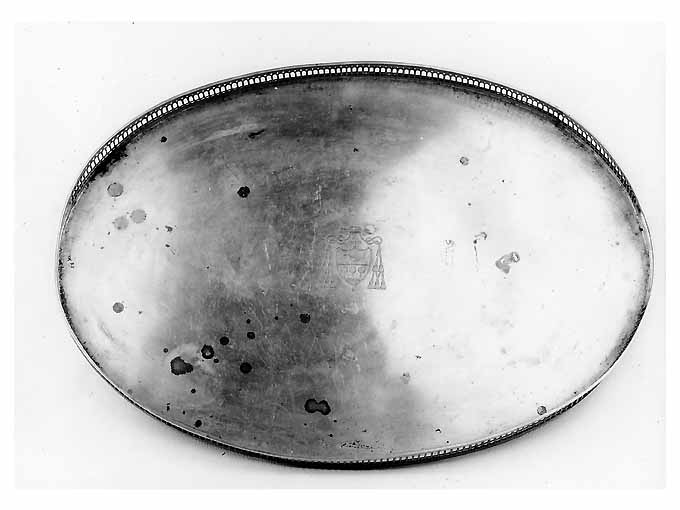 vassoio - ambito Italia meridionale (sec. XIX)