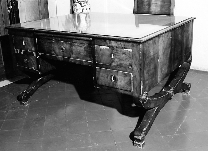 scrivania - manifattura francese (prima metà sec. XIX)