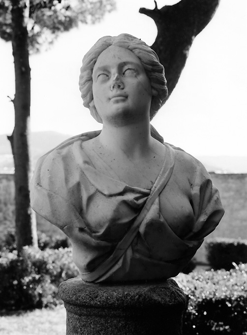 busto femminile (scultura) - ambito Italia meridionale (seconda metà sec. XIX)