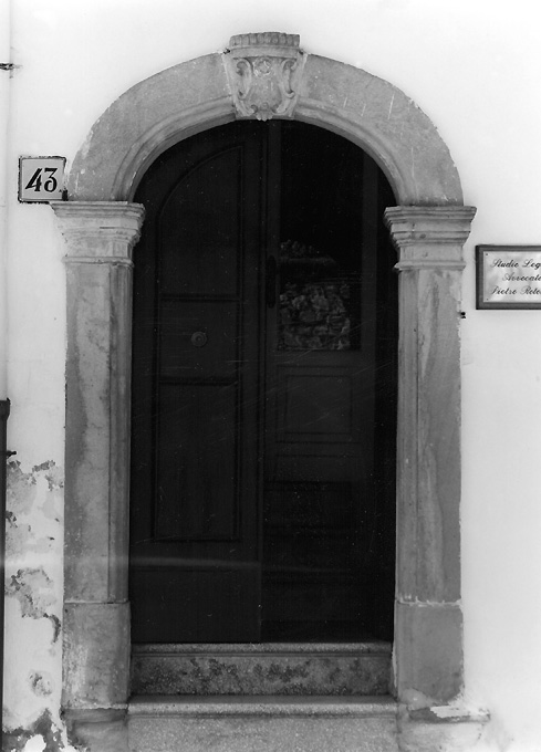 stemma gentilizio (portale) - ambito Italia meridionale (sec. XIX)