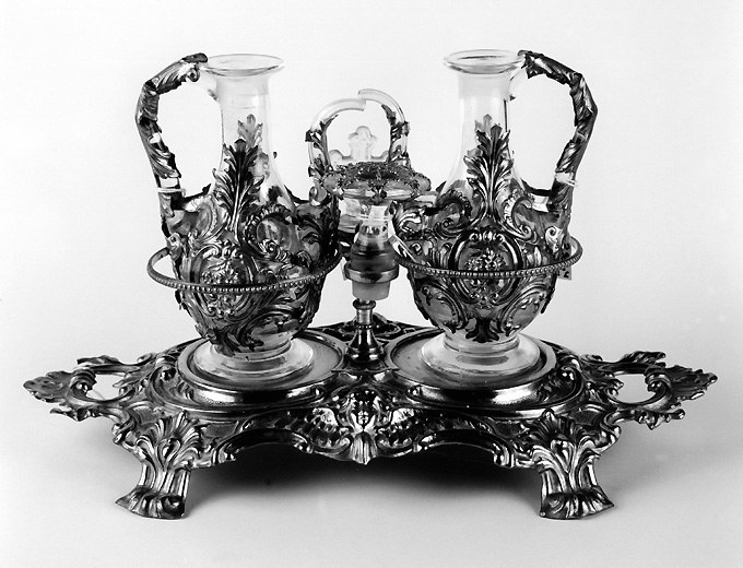 servizio di ampolline - ambito Italia meridionale (ultimo quarto sec. XIX)