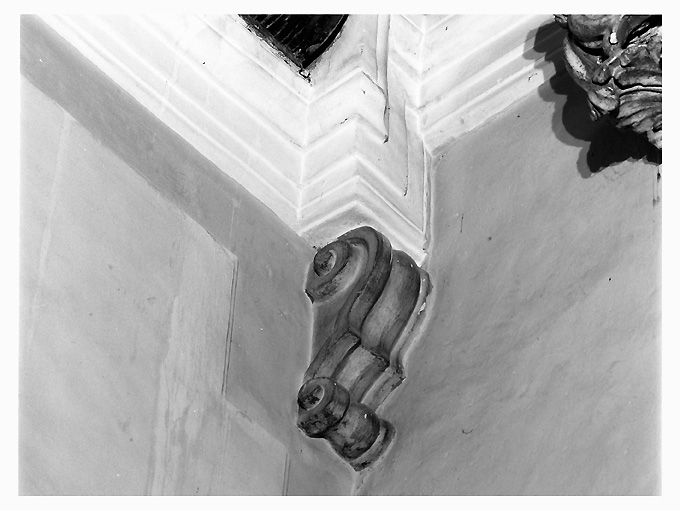 mensola, serie - ambito salentino (prima metà sec. XVIII)