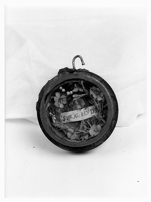 reliquiario a capsula - manifattura salentina (fine/inizio secc. XIX/ XX)