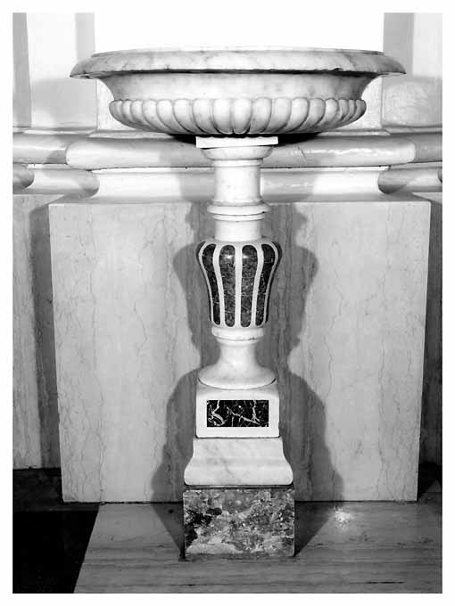 acquasantiera - a fusto, serie - ambito Italia meridionale (prima metà sec. XIX)