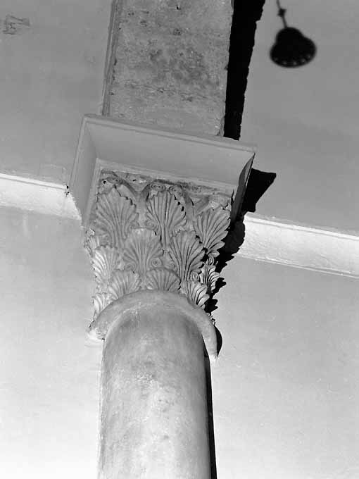 semicapitello - ambito pugliese (sec. XII)