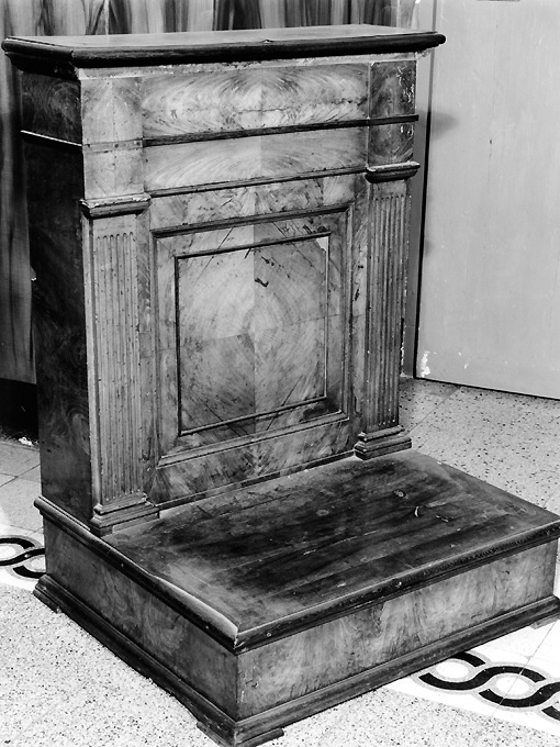 inginocchiatoio, serie - ambito salentino (seconda metà sec. XIX)