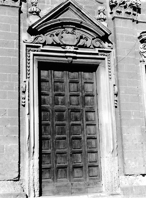 portale - ambito salentino (prima metà sec. XVIII)