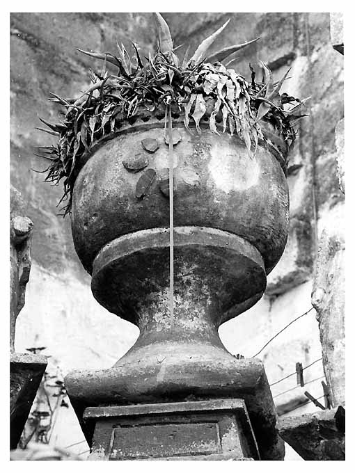 vaso - ambito salentino (seconda metà sec. XIX)