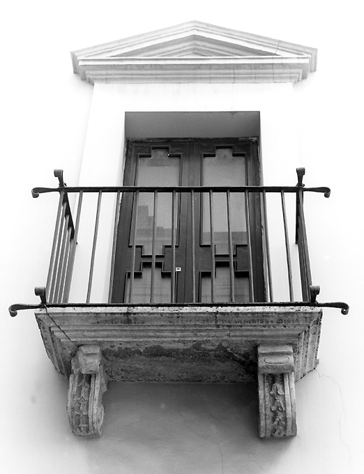 balcone - ambito pugliese (prima metà sec. XVIII)