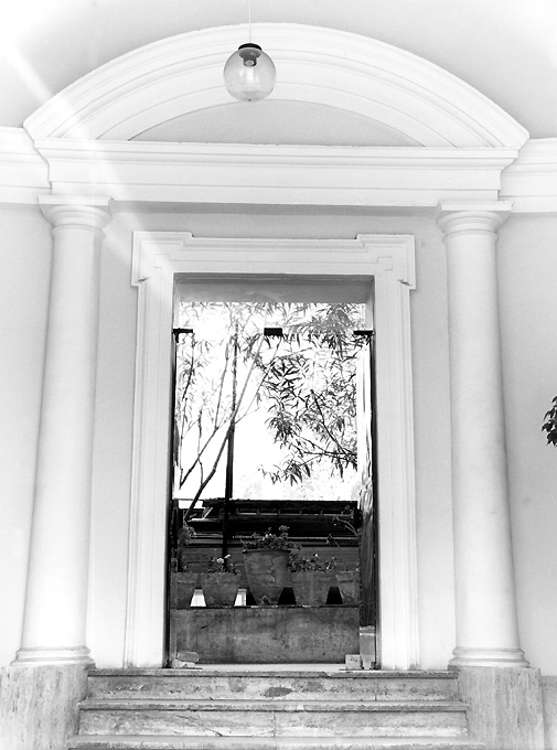 portale di Calderini Guglielmo, Ditta Raffo (sec. XX)