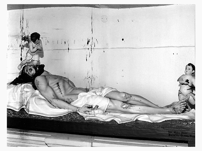 Cristo compianto dagli angeli (scultura) - bottega salentina (sec. XX)