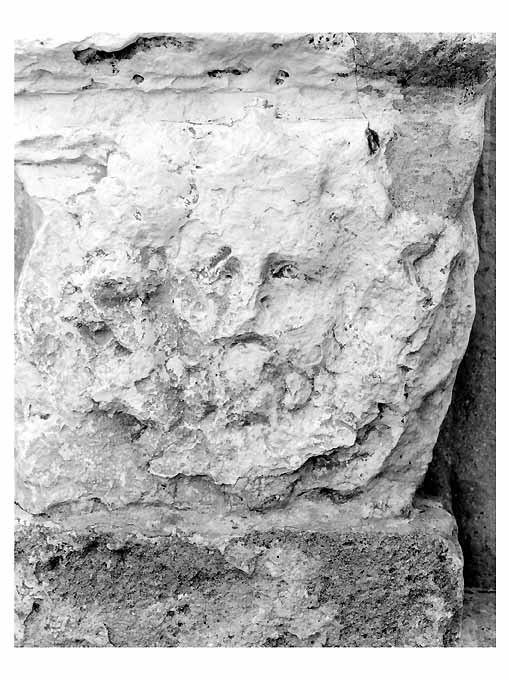 Medusa (rilievo, elemento d'insieme) - ambito salentino (sec. XVI)