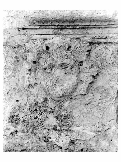 Medusa (rilievo, elemento d'insieme) - ambito salentino (sec. XVI)