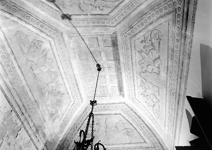 motivi decorativi geometrici e vegetali (dipinto) - ambito salentino (seconda metà sec. XVIII)