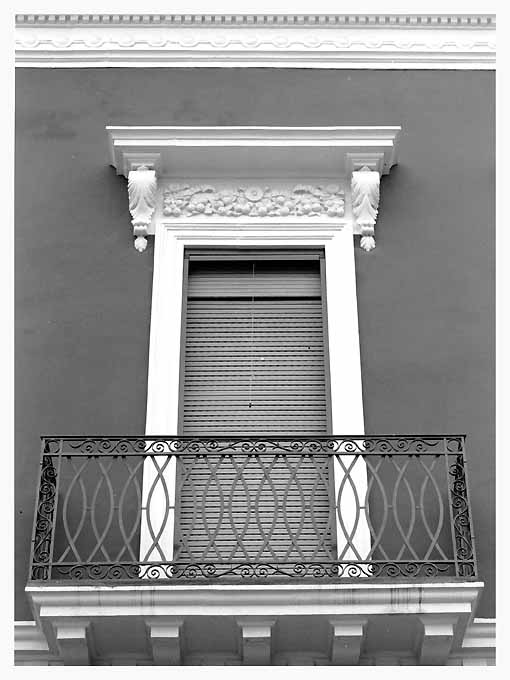 finestrone, serie - ambito salentino (primo quarto sec. XX)